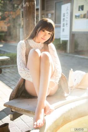 Beautiful Legs AV Idol! Hashimoto Arina-chan&#039;s Erotic Gravure!